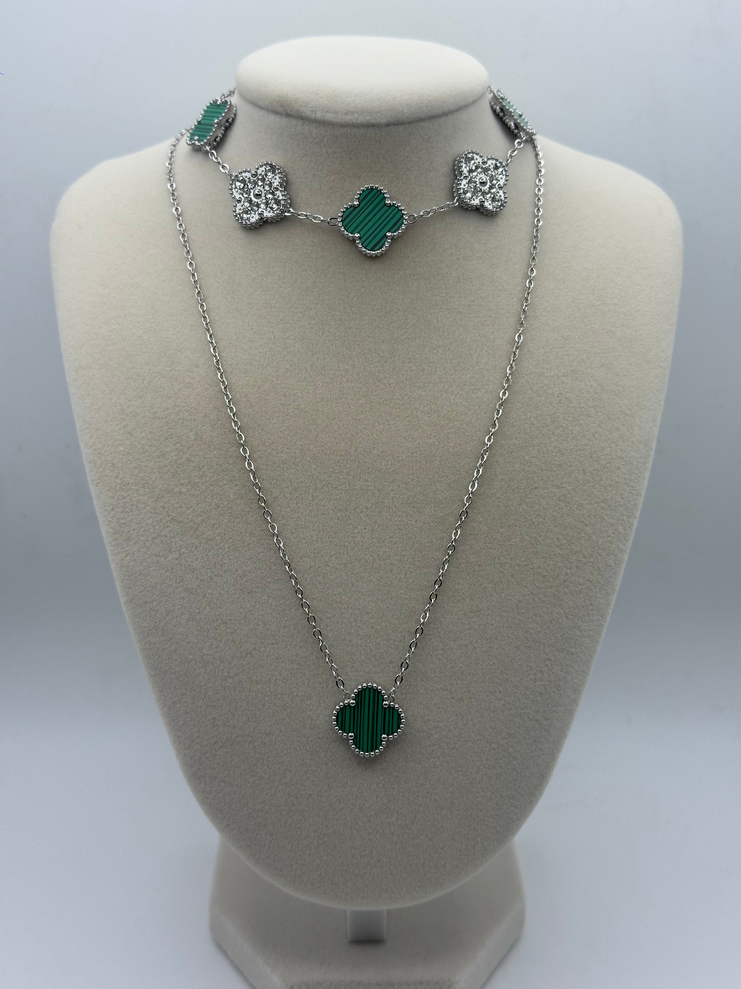 Green Trebol Flower Set