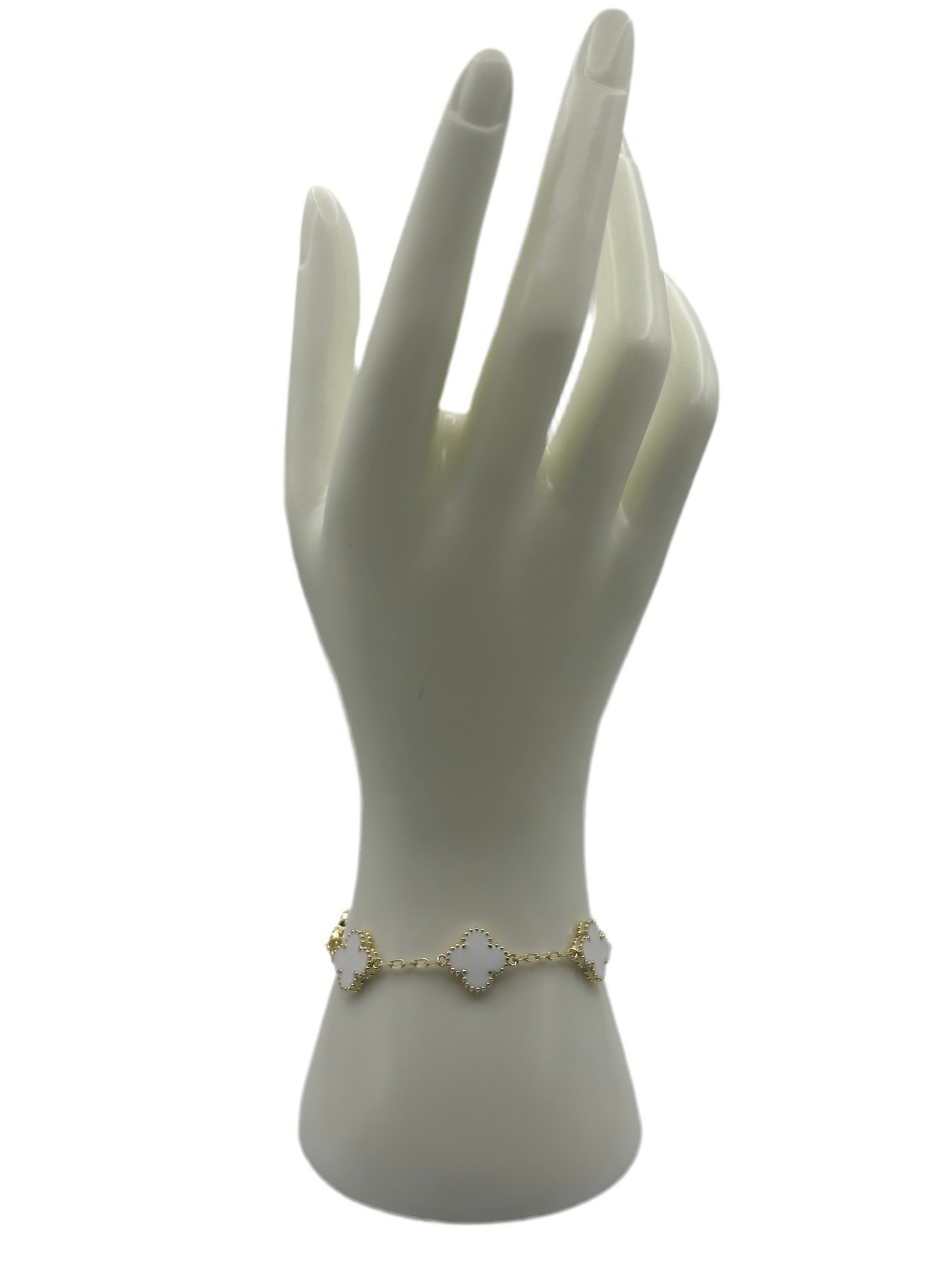 White Trébol Flower Bracelet